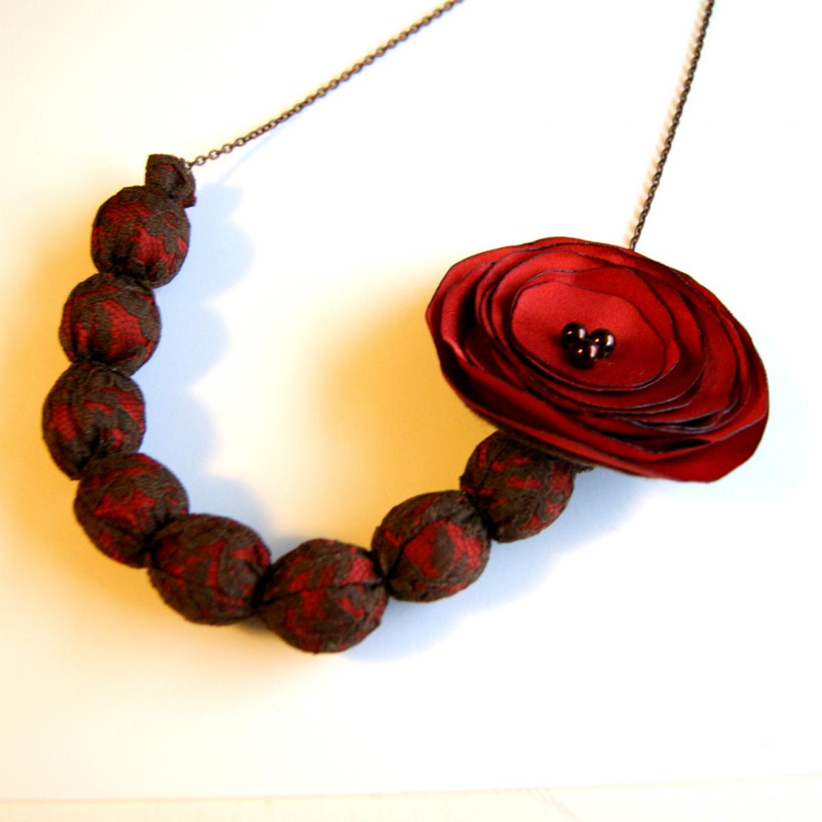Auburn And Brown Lace Necklace With Removable Flower