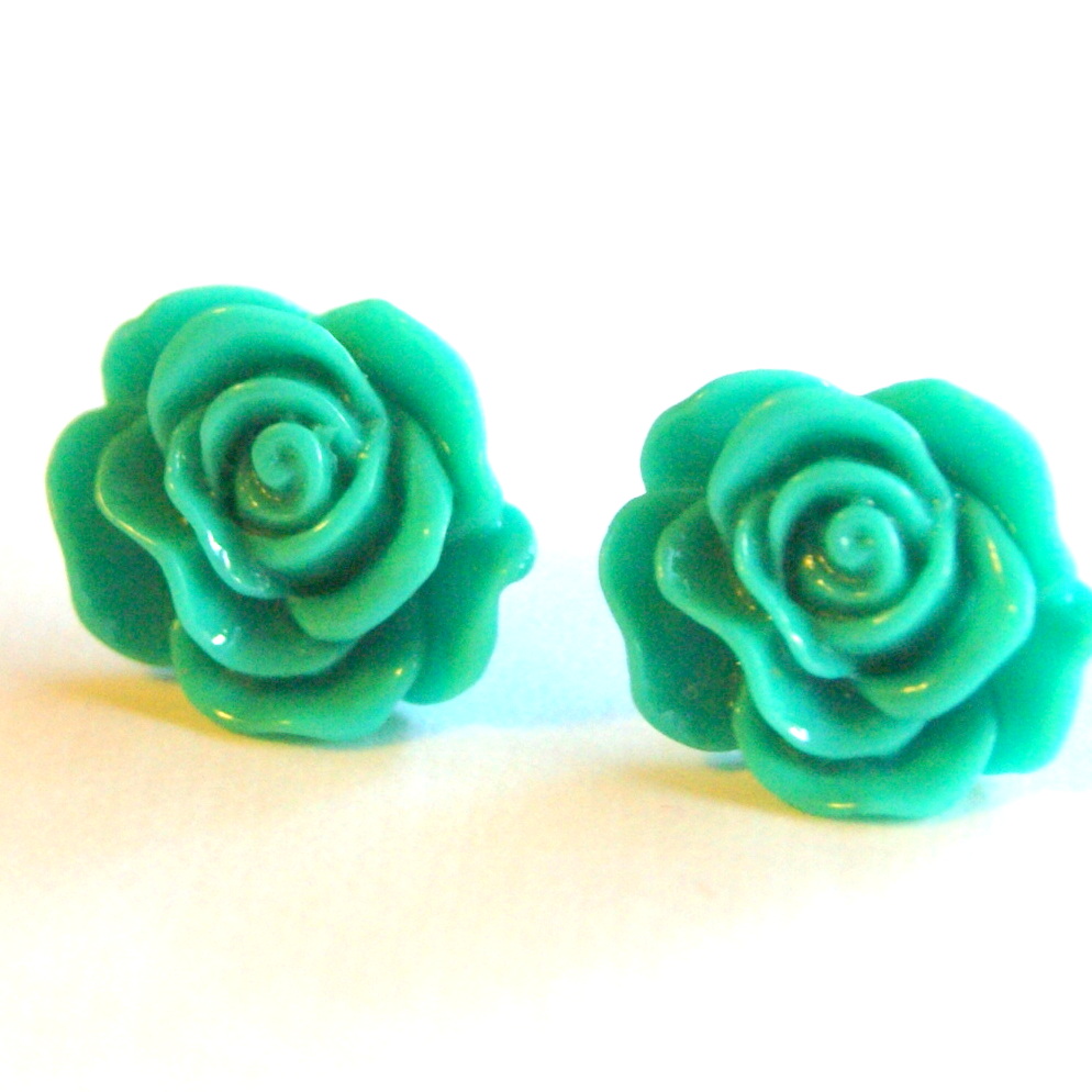 Turquoise Green Flower Stud Earrings on Luulla